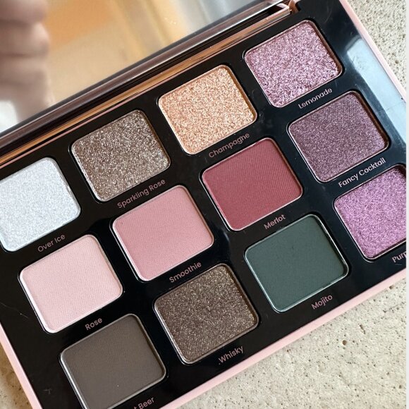 JOAH BEAUTY - Drinks On Me Collection - Girls Night Out Eyeshadow Palette - New - Picture 3 of 4